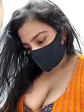 Snapshot of Ritusri_Dotta chatting on 10/26/25, 04:35 Ritusri Dotta online show from 10/26/25, 04:35