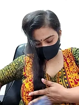 Snapshot of Ritusri_Dotta chatting on 10/28/25, 04:20 Ritusri Dotta online show from 10/28/25, 04:20