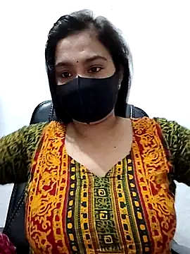 Snapshot of Ritusri_Dotta chatting on 11/15/25, 04:36 Ritusri Dotta online show from 11/15/25, 04:36