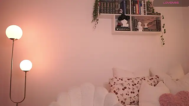 EmilyxRose - online show from 02/18/25, 08:36