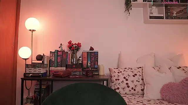 EmilyxRose - online show from 10/05/25, 02:15