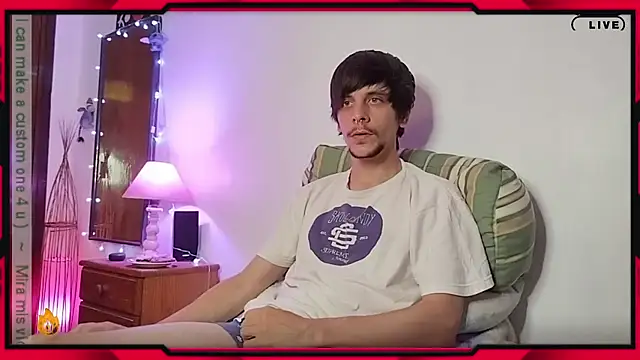 Snapshot of tobix_ chatting on 12/30/24, 04:20 tobix online show from 12/30/24, 04:20