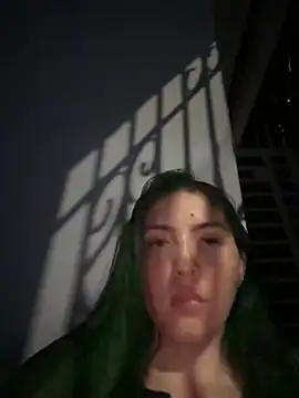 MarianaBenz online show from 01/24/25, 03:32