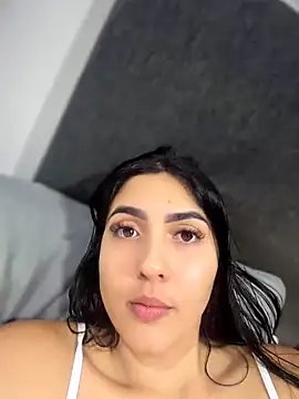 MarianaBenz online show from 06/04/26, 01:11