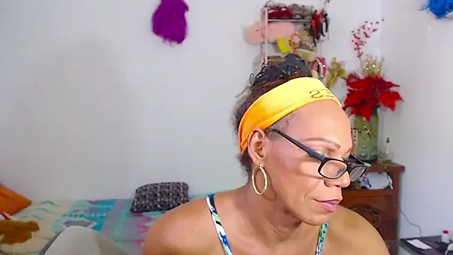 Snapshot of bardotbigcockts chatting on 11/09/25, 05:22 bardotbigcockts online show from 11/09/25, 05:22