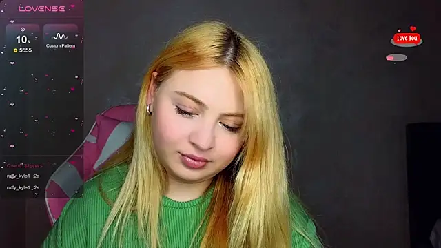 shy blondiee online show from 03/15/25, 11:39