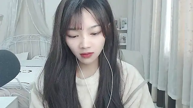 Jenny-Z online show from 12/16/25, 02:27