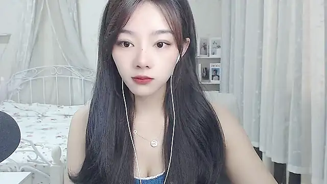Jenny-Z online show from 06/13/26, 01:47