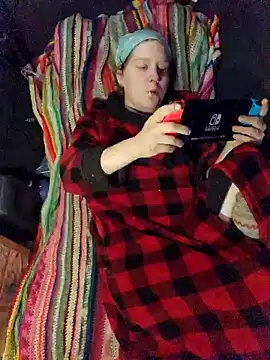 shadow199393 online show from 12/05/24, 07:17