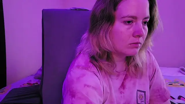 InternetFairy XO online show from 10/22/25, 02:23