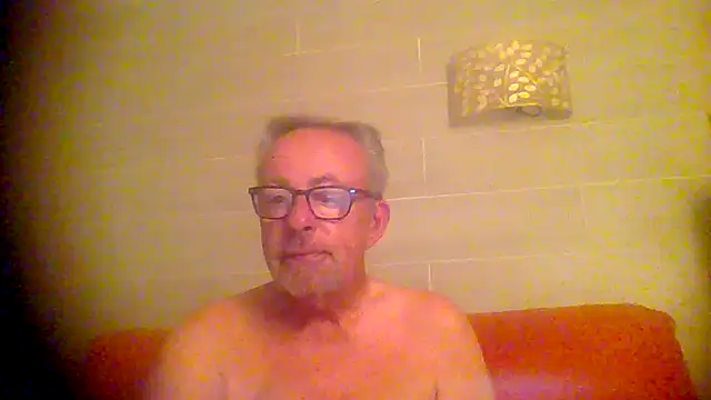 tuggy59 online show from 10/22/25, 05:30