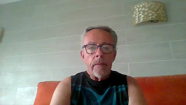 tuggy59 online show from 06/14/26, 05:42