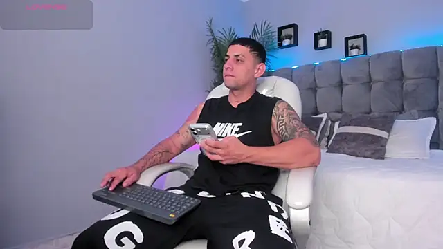 Alex cute77 online show from 07/20/26, 01:02