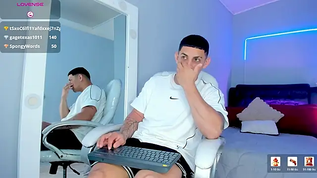 Alex cute77 online show from 07/28/26, 04:39