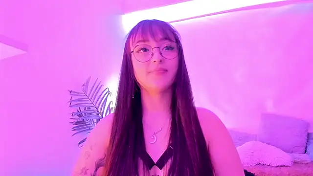 Gloomydoll online show from 10/04/25, 04:49