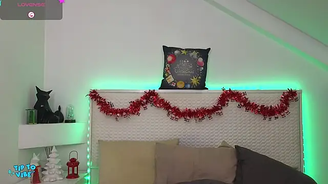 Eva Rogers  online show from 01/01/25, 02:52
