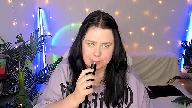 Akemi BBW online show from 12/25/24, 08:40