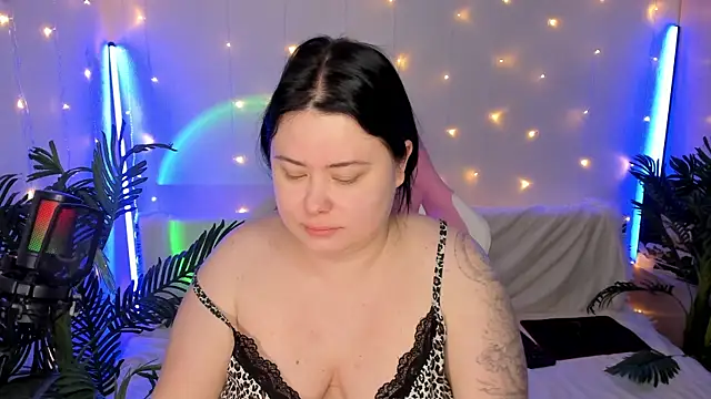 Akemi BBW online show from 12/27/24, 06:46