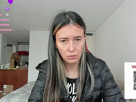 zoe jeane beker online show from 06/05/26, 08:47