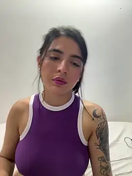 CristalCerati online show from 01/02/25, 12:34