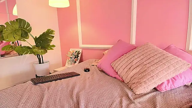 samanthfox444   online show from 12/24/24, 02:44