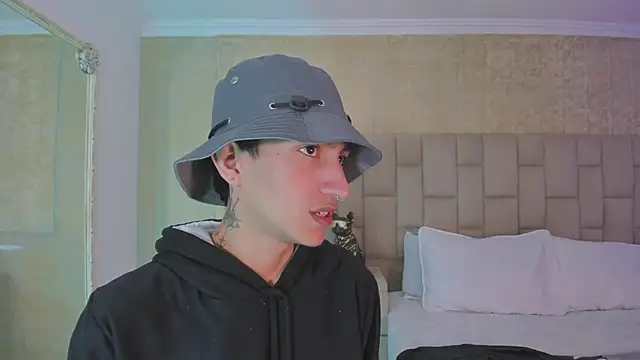 DereckCooperr online show from 01/19/25, 09:45