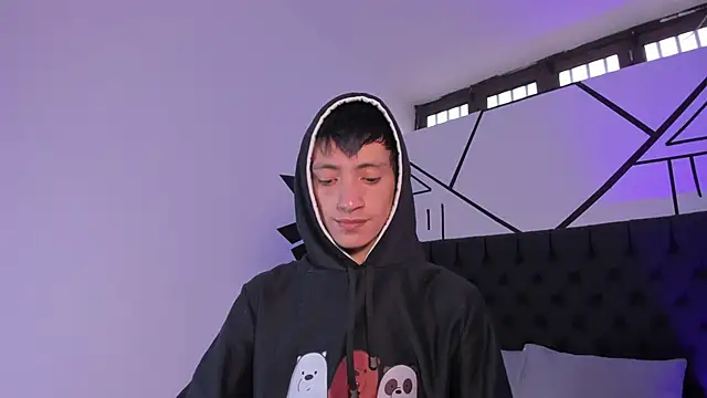 DereckCooperr online show from 02/03/25, 09:39