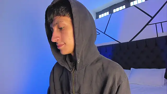 DereckCooperr online show from 03/12/25, 09:45