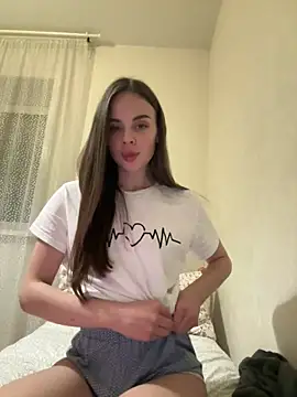 KristenSayles online show from 12/05/24, 04:01