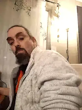 Snapshot of teekoine1 chatting on 11/01/25, 02:46 teekoine1 online show from 11/01/25, 02:46