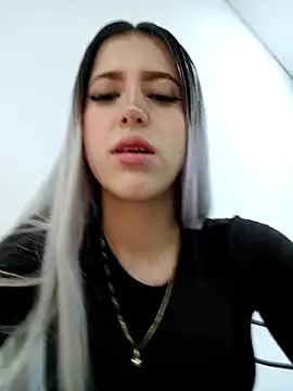 Snapshot of eva-2023 chatting on 09/20/25, 11:39 eva-2023 online show from 09/20/25, 11:39