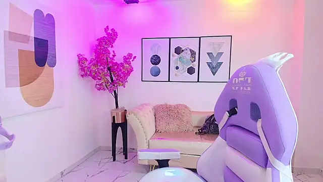 Isa reel online show from 11/25/25, 07:36