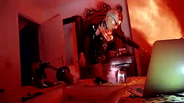 CharlotteVixxens online show from 12/01/25, 12:37