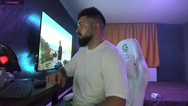 Snapshot of Eduu2322 chatting on 11/02/25, 10:23 Eduu2322 online show from 11/02/25, 10:23