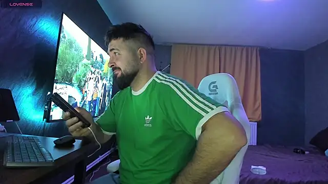 Snapshot of Eduu2322 chatting on 11/03/25, 09:27 Eduu2322 online show from 11/03/25, 09:27