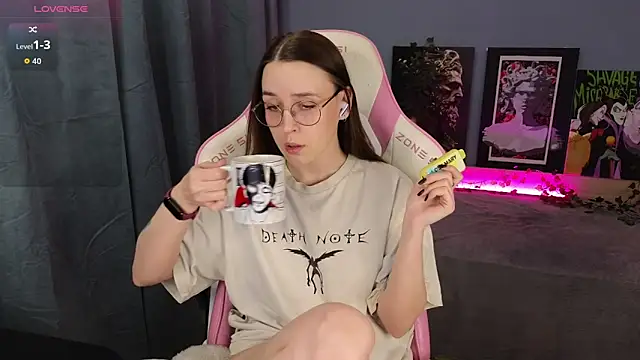Sweet frosti online show from 04/26/26, 03:26