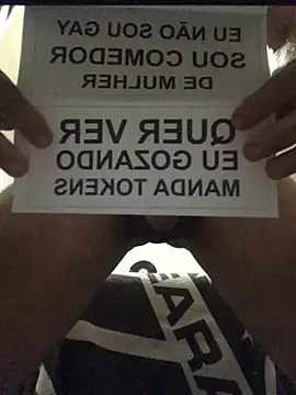 Snapshot of eleno1542 chatting on 11/04/25, 08:13 eleno1542 online show from 11/04/25, 08:13