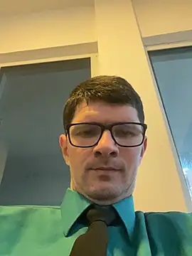 Juliano2289 online show from 07/17/26, 03:50