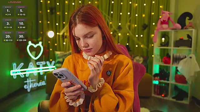 Snapshot of Katy__Ethereal chatting on 10/27/25, 02:37 Katy  Ethereal online show from 10/27/25, 02:37