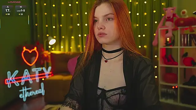 Snapshot of Katy__Ethereal chatting on 11/10/25, 02:32 Katy Ethereal online show from 11/10/25, 02:32