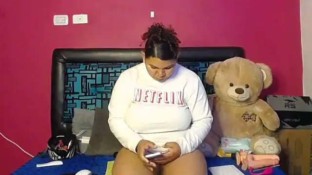 karolhot916 online show from 09/26/25, 10:19