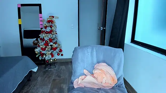 SweetMegan 1 online show from 12/02/24, 11:23
