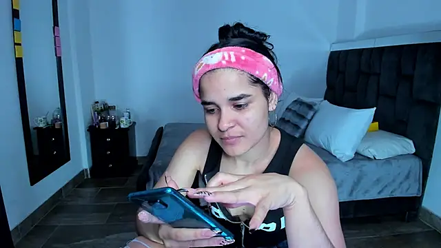 SweetMegan 1 online show from 02/11/25, 03:18