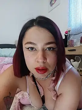 Snapshot of Lia_Roxx chatting on 05/15/26, 06:15 Lia Roxx online show from 05/15/26, 06:15