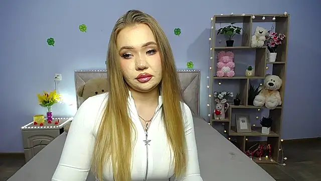 StacyYellig online show from 03/13/25, 12:02