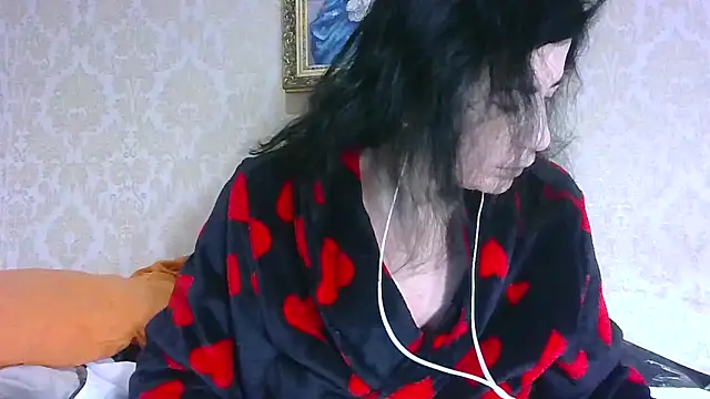 StunnigArt online show from 12/22/25, 02:19