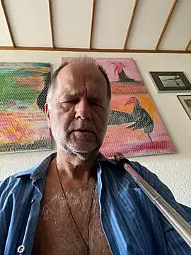 artXhibitor online show from 05/16/26, 06:21