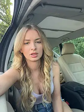 EvieEvans online show from 07/16/26, 03:07