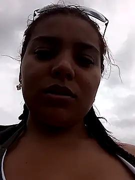 Snapshot of stefanie010 chatting on 11/20/25, 06:07 stefanie010 online show from 11/20/25, 06:07