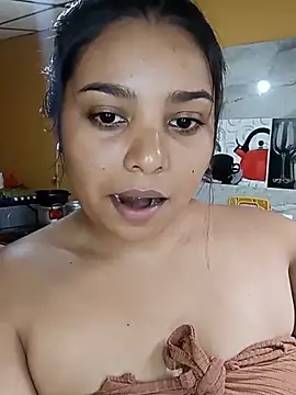 stefanie010 online show from 05/14/26, 06:37